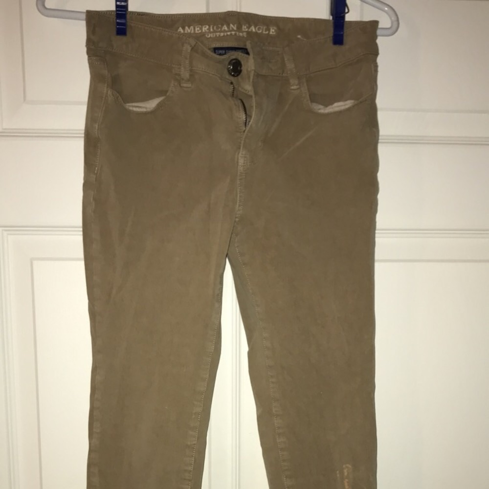 American Eagle khaki skinny jeans